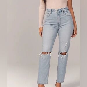 Abercrombie & Fitch Curve Love Ultra High Rise Ankle Straight Jean